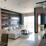 Thumbnail of http://スナヤン・レジデンスのソファー